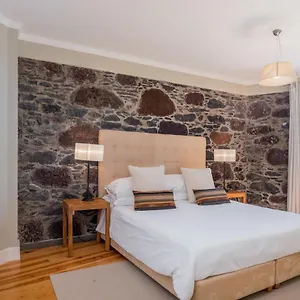 Willa The Docks Ocean Front - Next To (adults Only), Paul do Mar (Madeira)